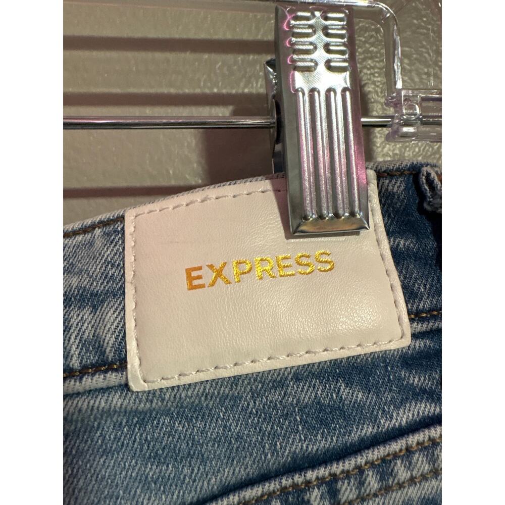 Express High Rise Straight Ankle Jeans Size 8R Distressed Light Wash Raw Hem - Picture 4 of 5